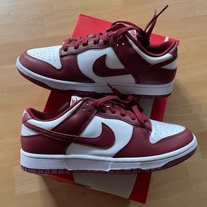 Nike Dunk team red